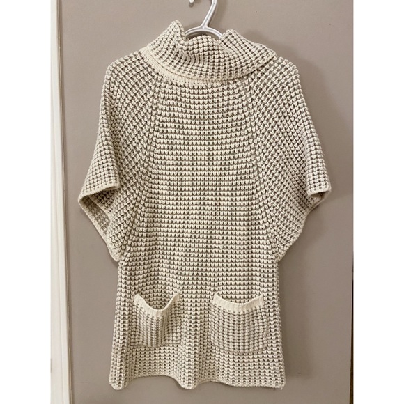 Tunic Sweater - Picture 1 of 2